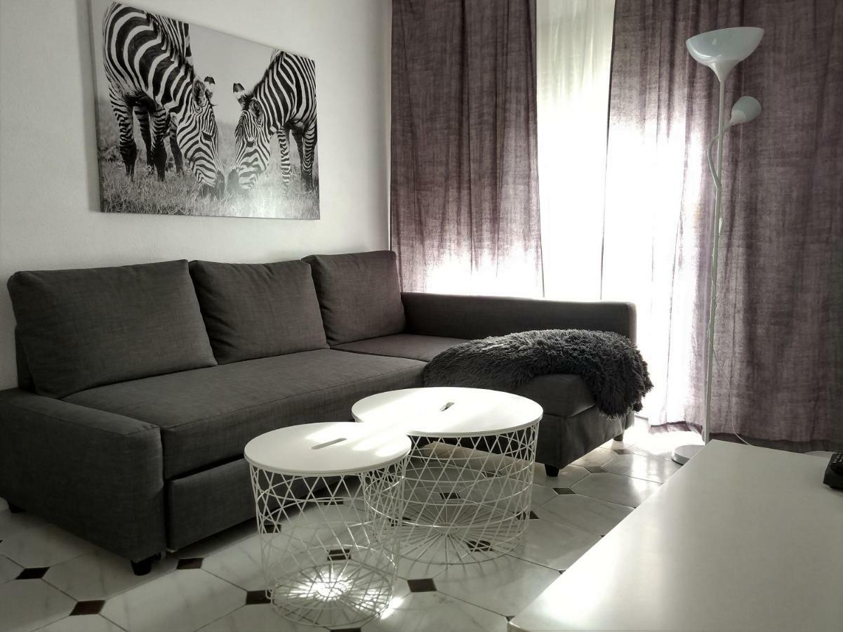 מאלגה Apartamento Capuchinos מראה חיצוני תמונה