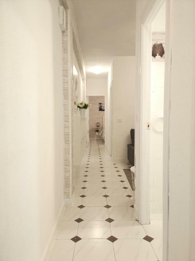 מאלגה Apartamento Capuchinos מראה חיצוני תמונה